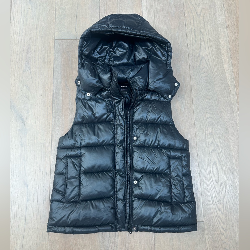Mango Black Puffer Vest, water repellent